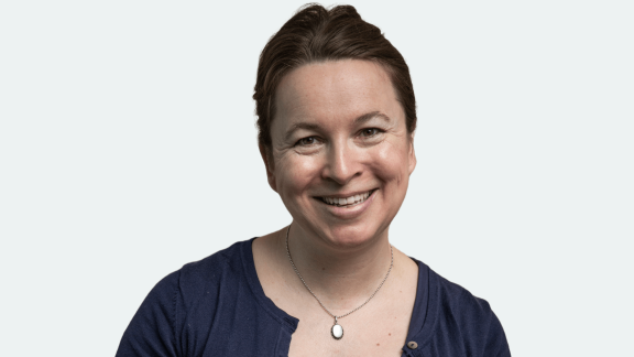 Headshot of Dr Rachel Clarke