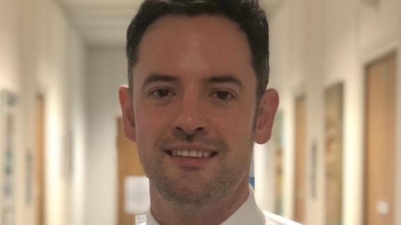 Dr Dan Bunstone