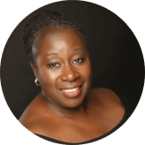Headshot of Loraine Martins