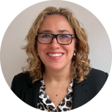 Dr Julia Simon