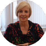 Bio picture Stacey Hunter