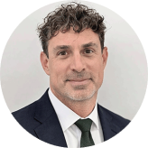 Headshot of Peter Landstorm