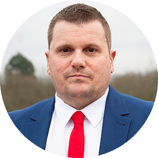 Headshot of Andrew Morgan